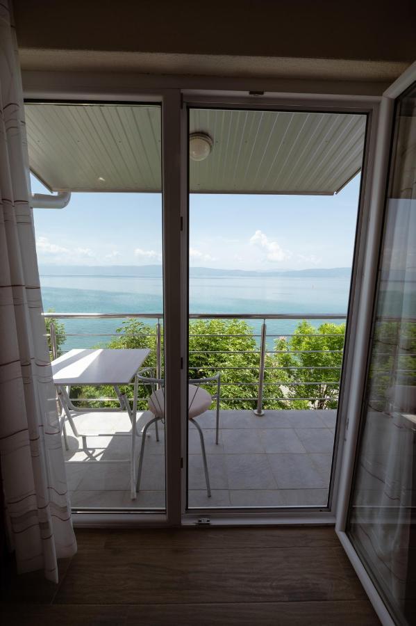 Hotel Holiday-M Ohri Dış mekan fotoğraf